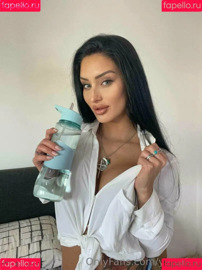 yaizafox Onlyfans Photo Gallery 