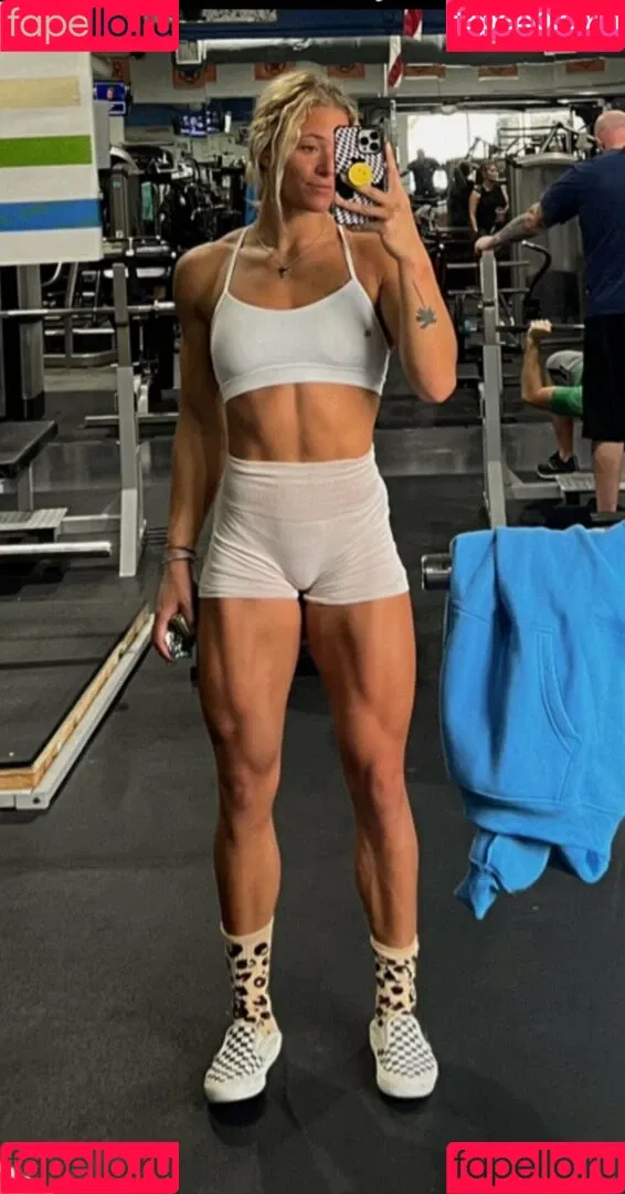 Sol Ruca Onlyfans Photo Gallery 