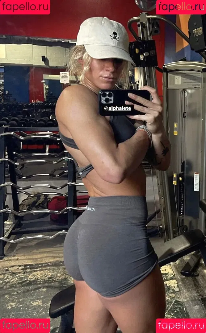 Sol Ruca Onlyfans Photo Gallery 