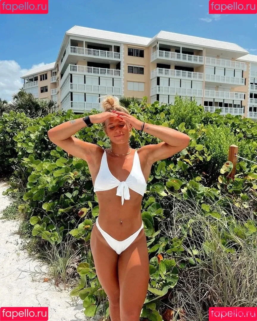 Sol Ruca Onlyfans Photo Gallery 