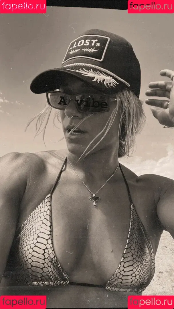 Sol Ruca Onlyfans Photo Gallery 