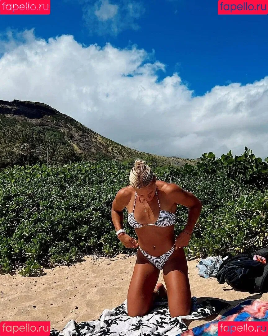 Sol Ruca Onlyfans Photo Gallery 