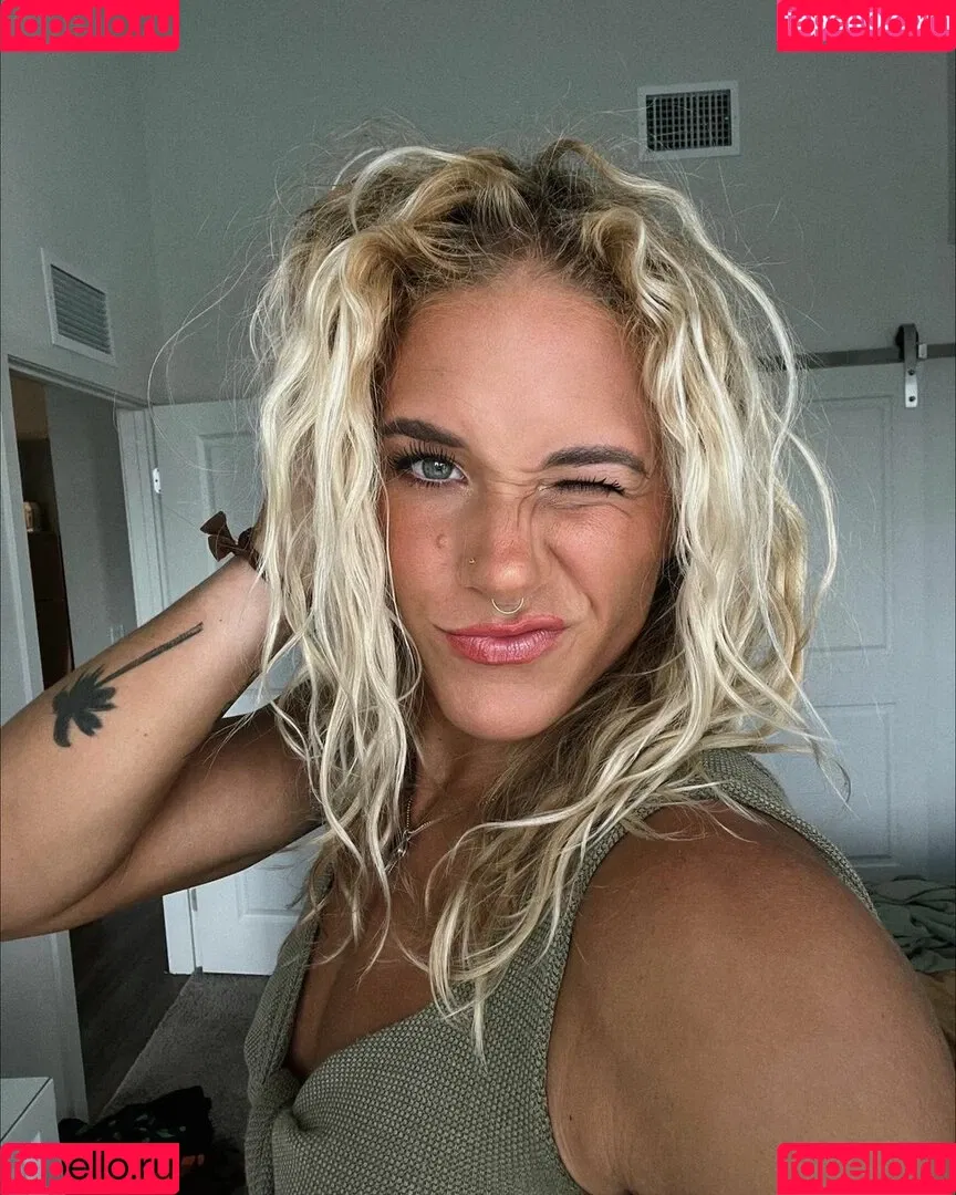 Sol Ruca Onlyfans Photo Gallery 