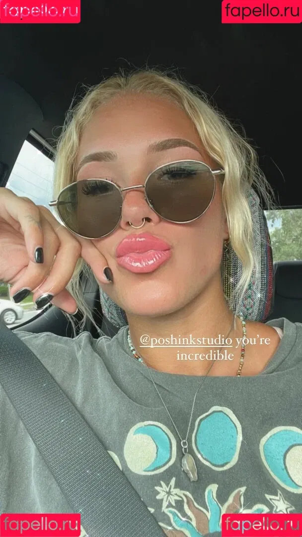 Sol Ruca Onlyfans Photo Gallery 