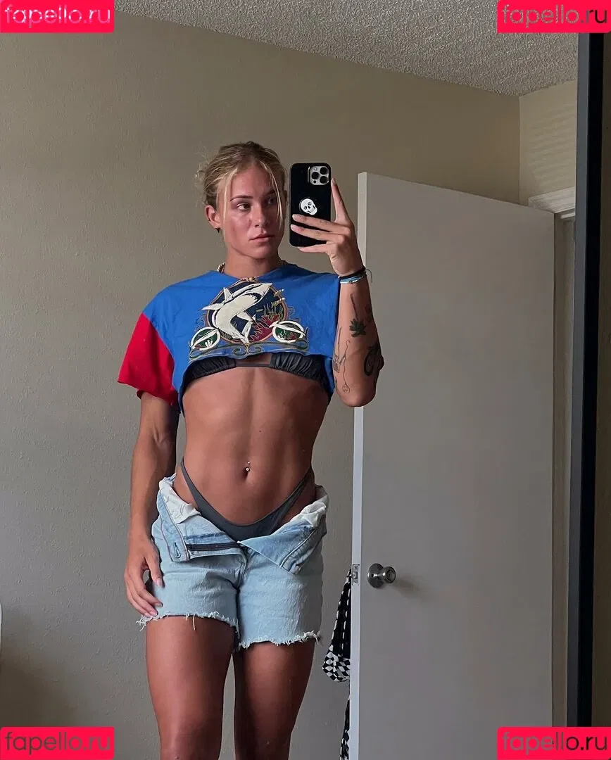 Sol Ruca Onlyfans Photo Gallery 