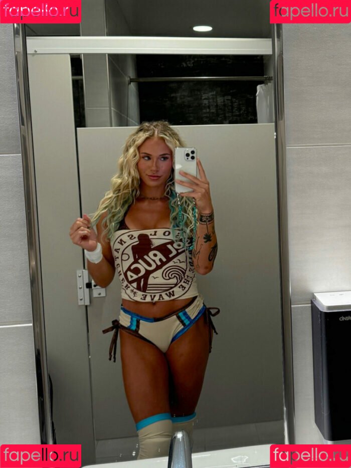 Sol Ruca Onlyfans Photo Gallery 