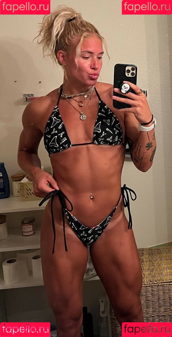 Sol Ruca Onlyfans Photo Gallery 