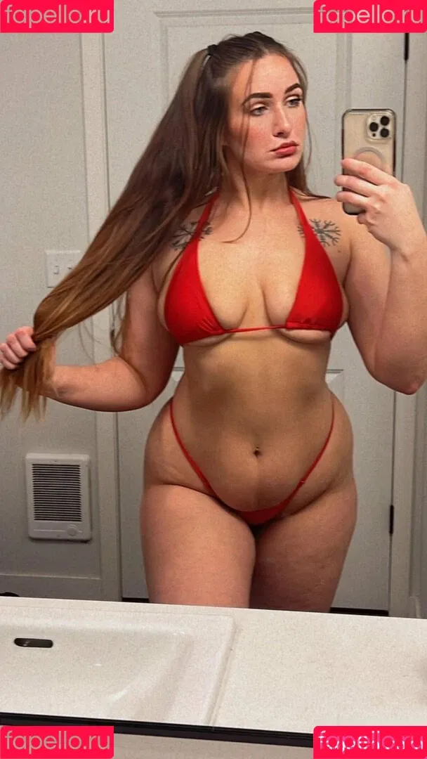 Ella Estrid Onlyfans Photo Gallery 