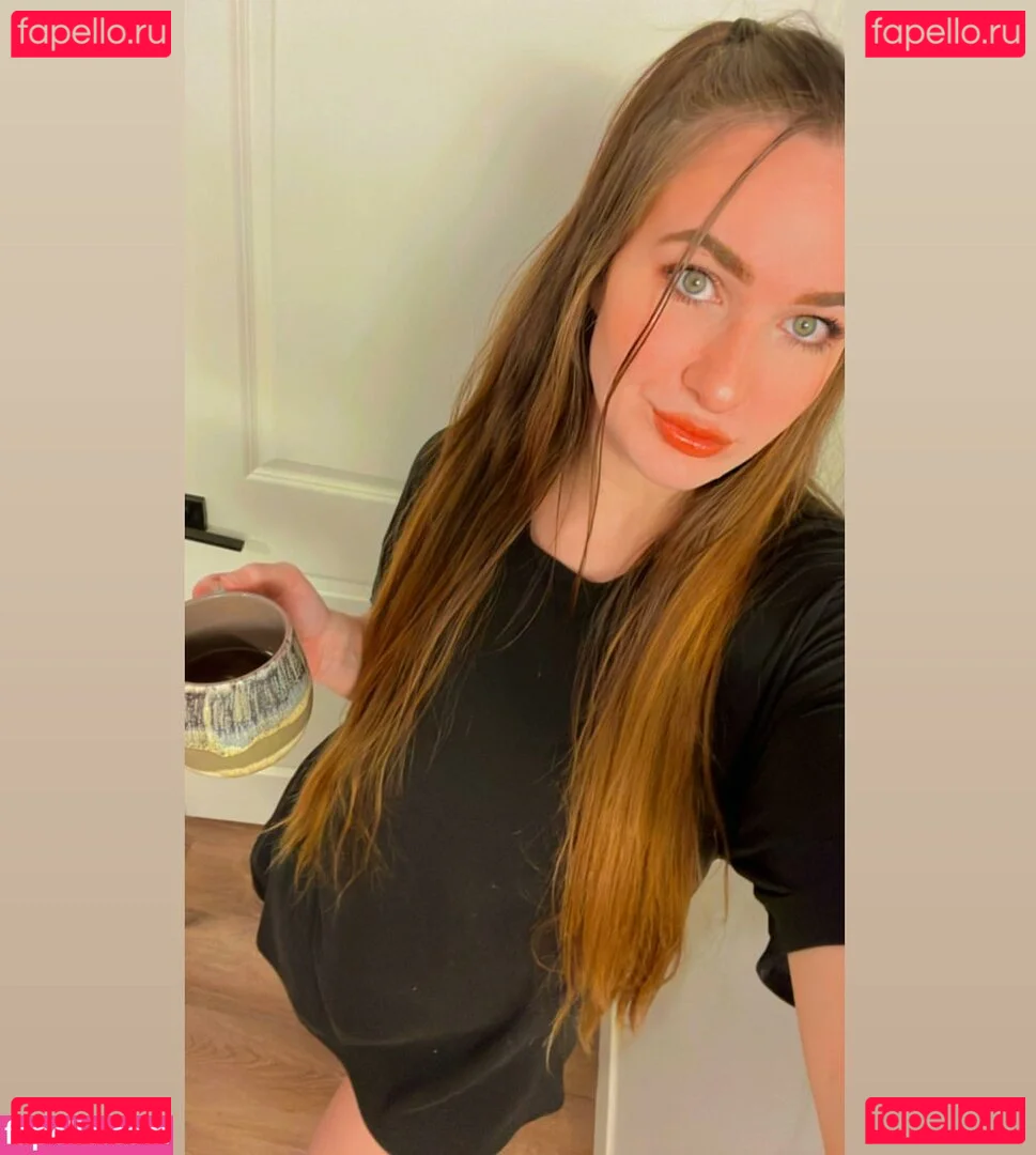 Ella Estrid Onlyfans Photo Gallery 