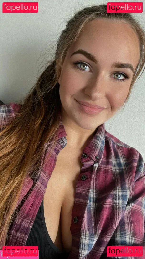 Ella Estrid Onlyfans Photo Gallery 