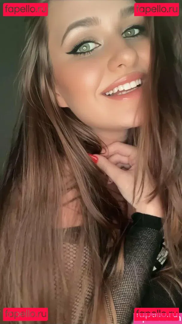 Ella Estrid Onlyfans Photo Gallery 