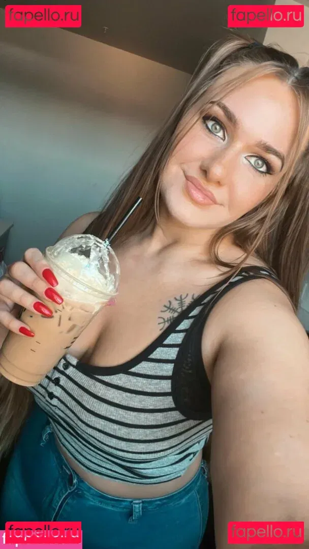 Ella Estrid Onlyfans Photo Gallery 