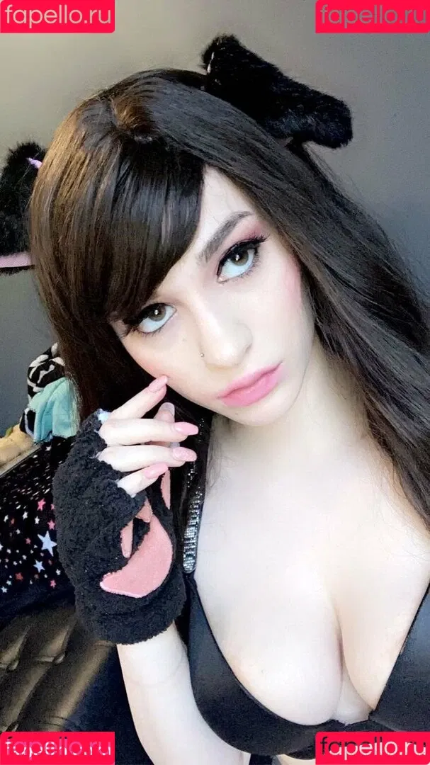 alienonearth Onlyfans Photo Gallery 