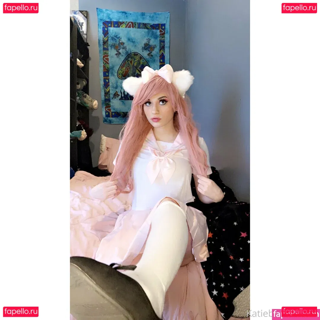 alienonearth Onlyfans Photo Gallery 