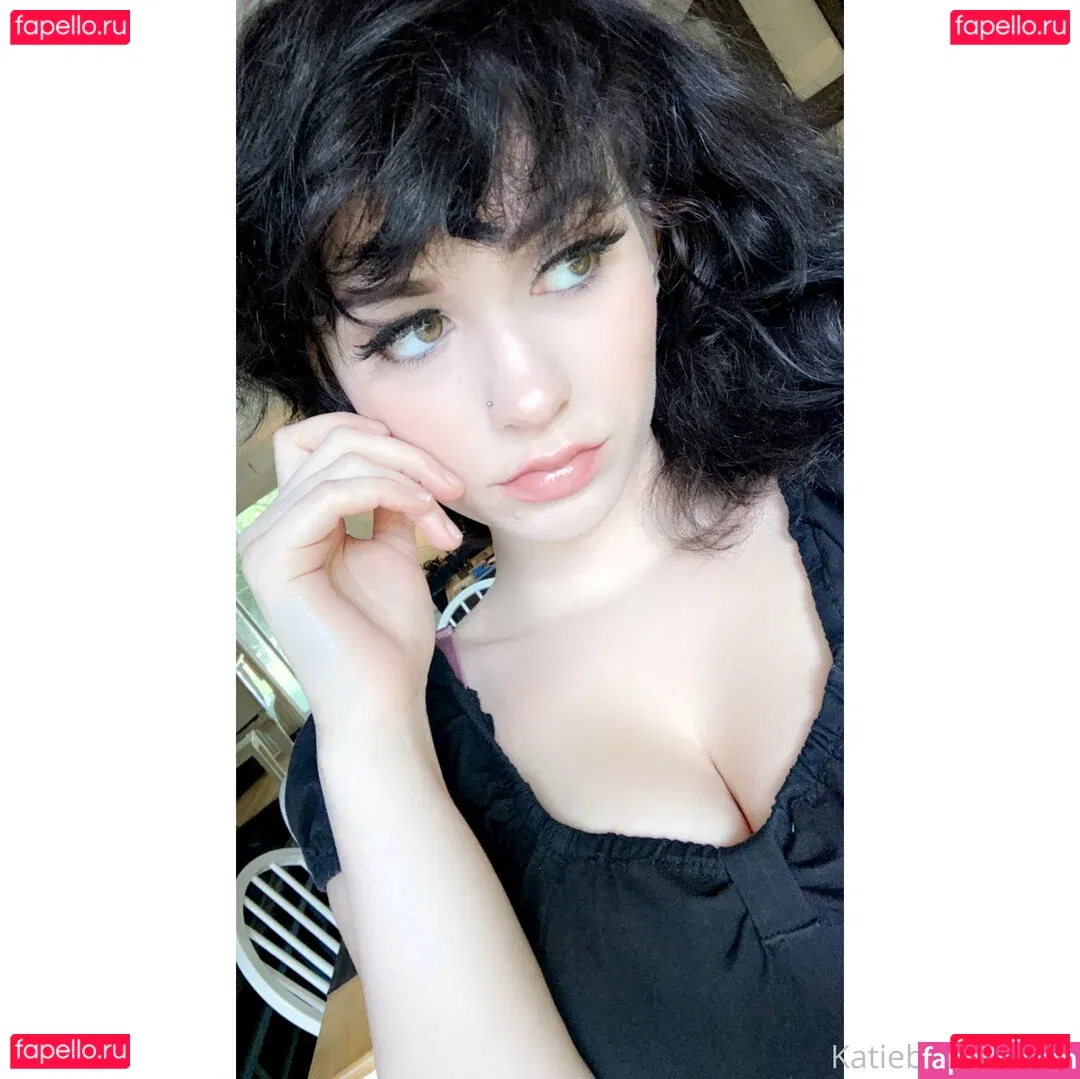 alienonearth Onlyfans Photo Gallery 