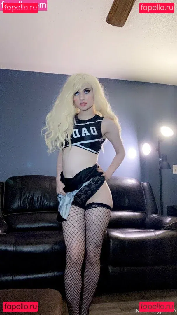 alienonearth Onlyfans Photo Gallery 