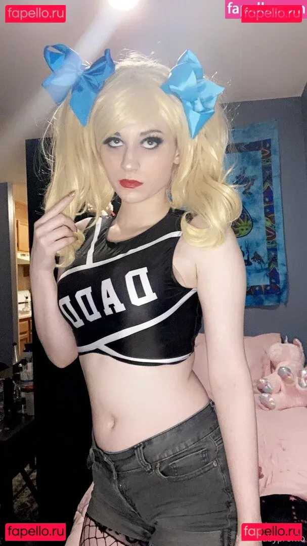 alienonearth Onlyfans Photo Gallery 