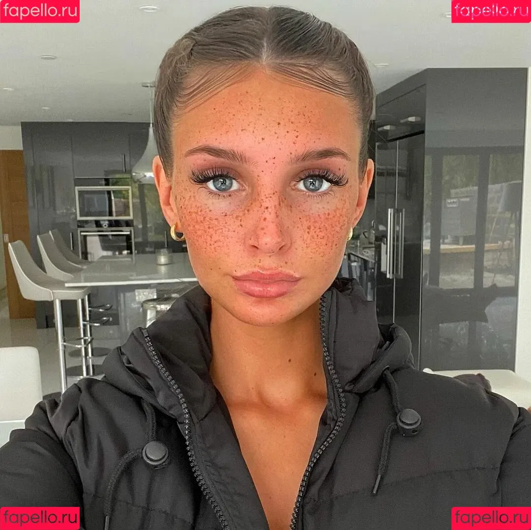 Maddy Cheary Onlyfans Photo Gallery 