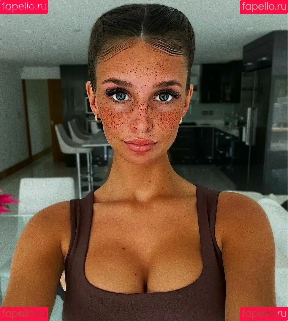 Maddy Cheary Onlyfans Photo Gallery 