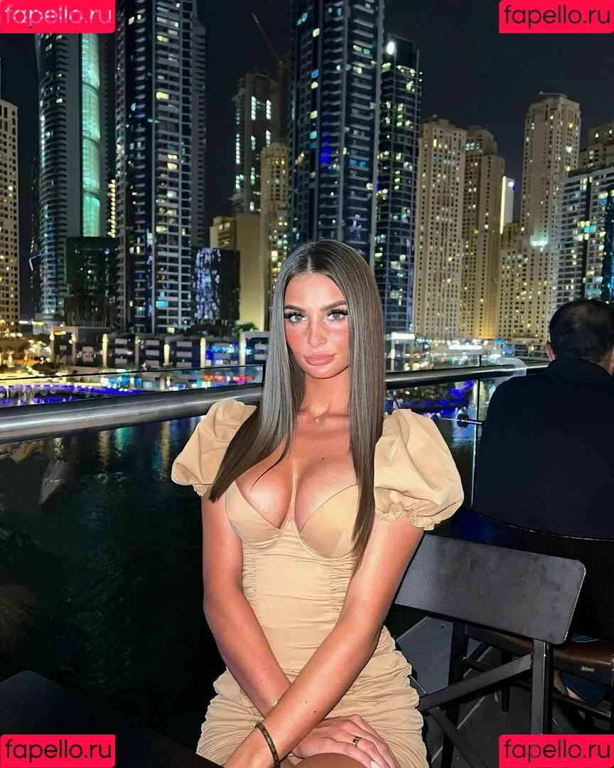 Maddy Cheary Onlyfans Photo Gallery 