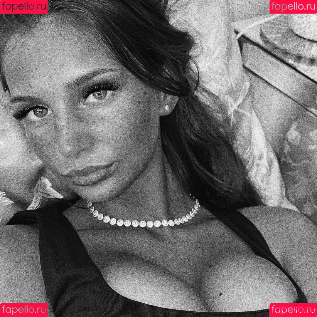 Maddy Cheary Onlyfans Photo Gallery 