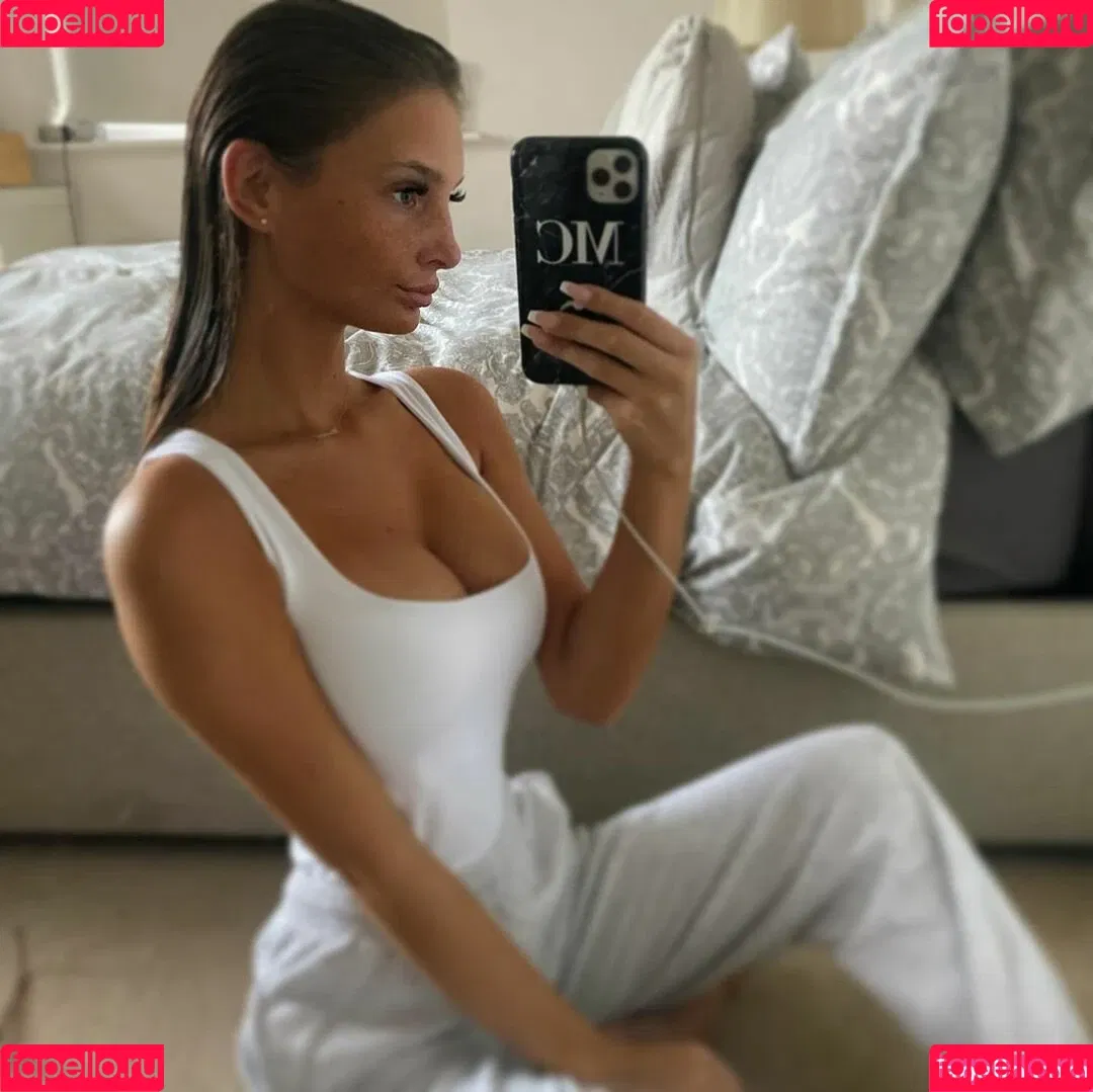 Maddy Cheary Onlyfans Photo Gallery 
