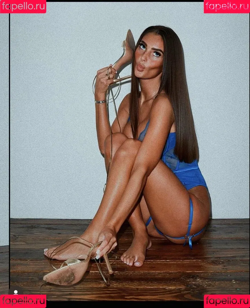 Maddy Cheary Onlyfans Photo Gallery 