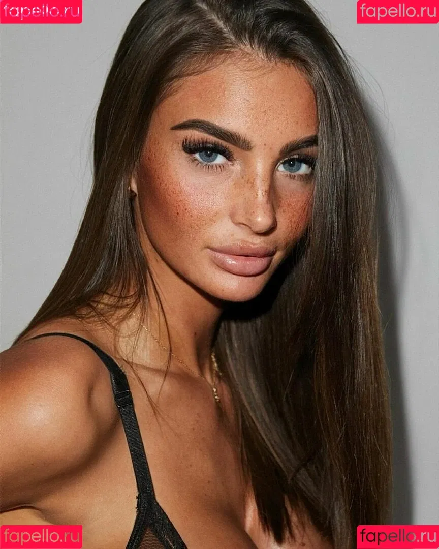 Maddy Cheary Onlyfans Photo Gallery 