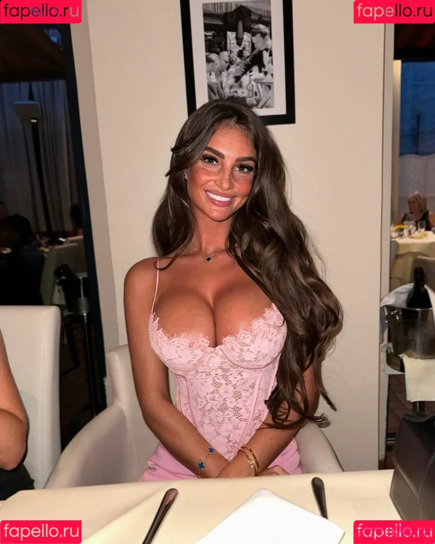 Maddy Cheary Onlyfans Photo Gallery 
