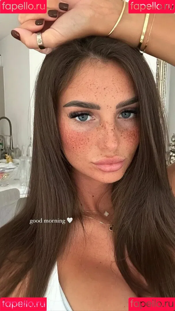 Maddy Cheary Onlyfans Photo Gallery 
