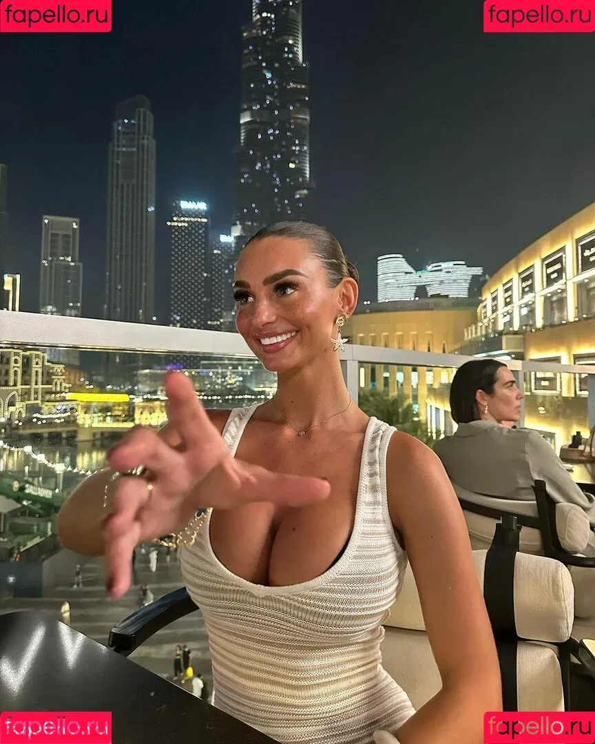 Maddy Cheary Onlyfans Photo Gallery 