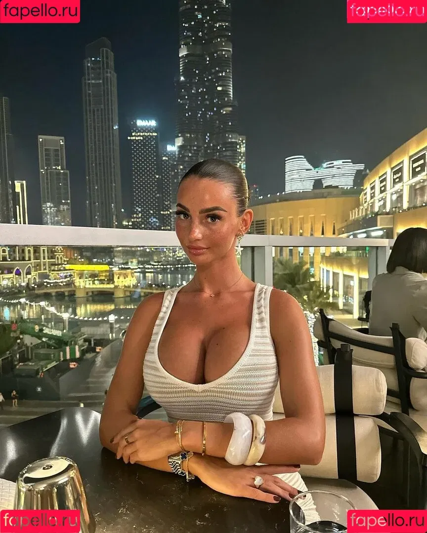 Maddy Cheary Onlyfans Photo Gallery 