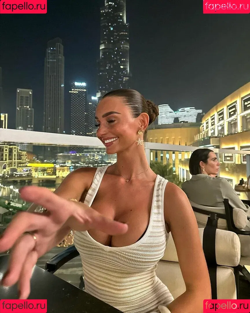 Maddy Cheary Onlyfans Photo Gallery 