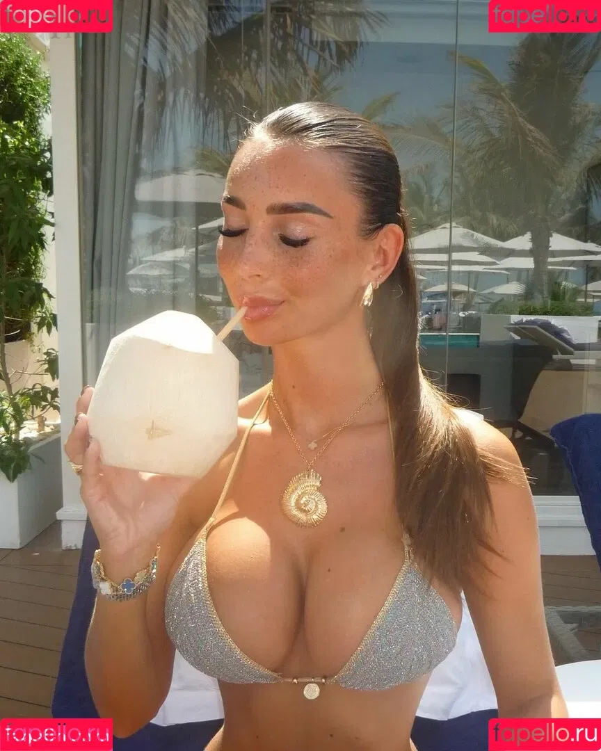 Maddy Cheary Onlyfans Photo Gallery 