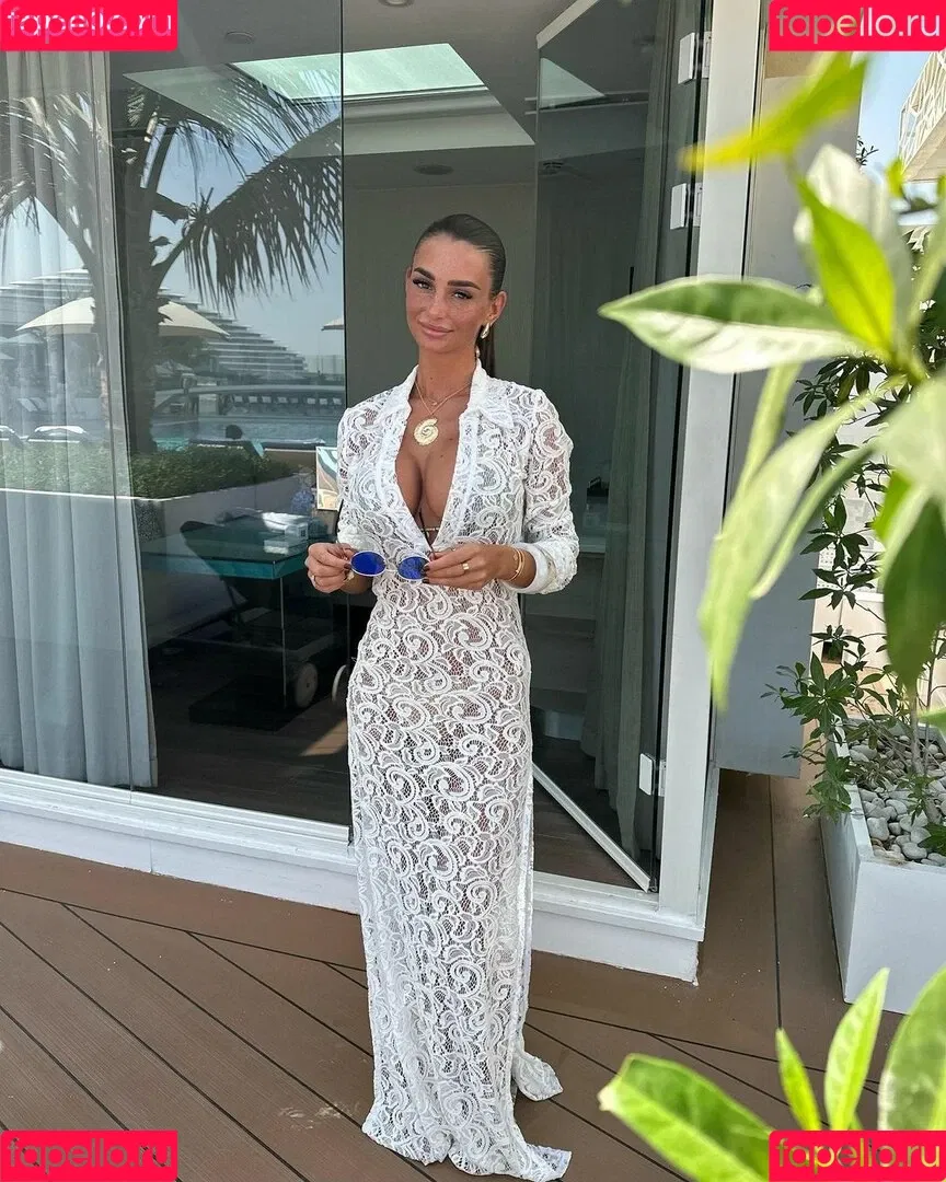 Maddy Cheary Onlyfans Photo Gallery 