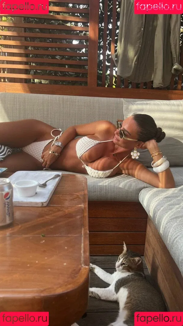 Maddy Cheary Onlyfans Photo Gallery 