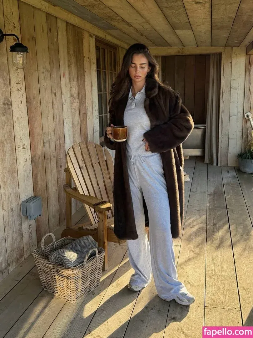 Maddy Cheary Onlyfans Photo Gallery 