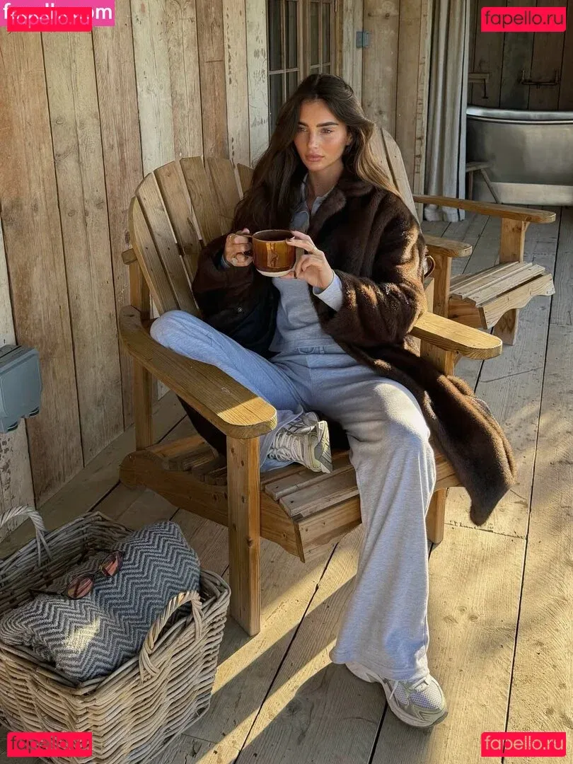 Maddy Cheary Onlyfans Photo Gallery 