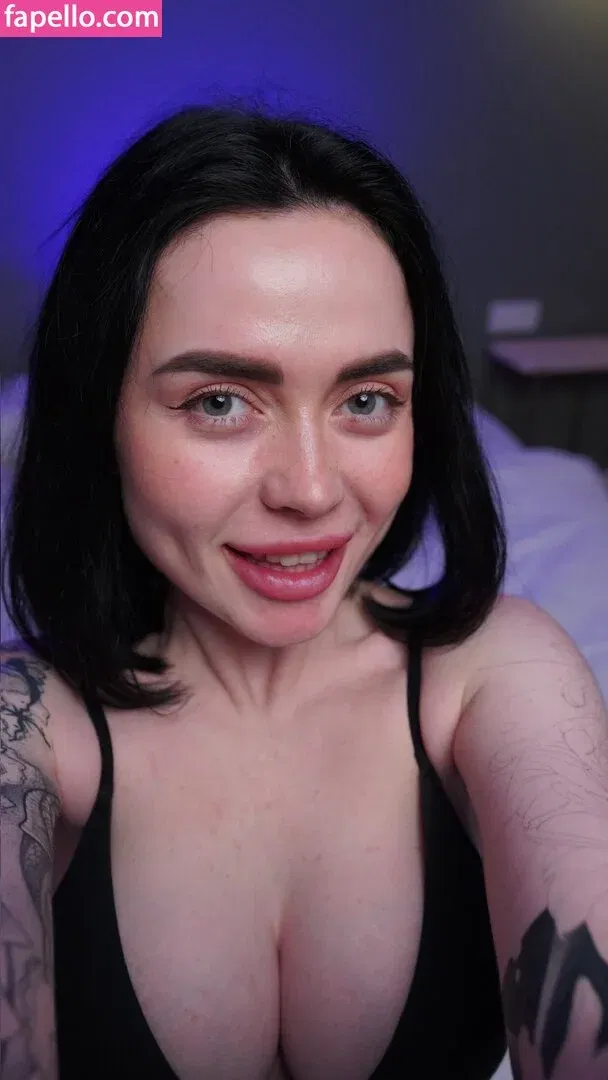 NikkyDandelion Onlyfans Photo Gallery 