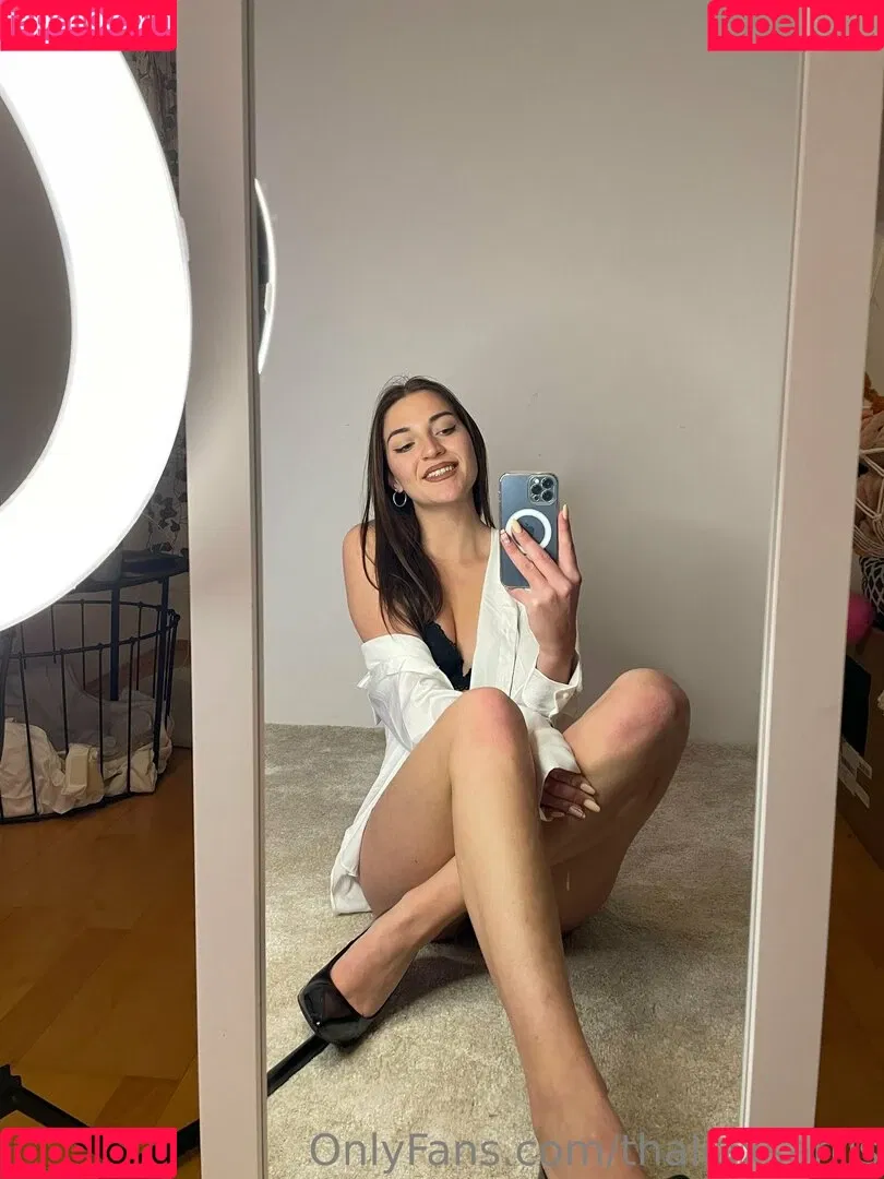 Thalia Sarris Onlyfans Photo Gallery 