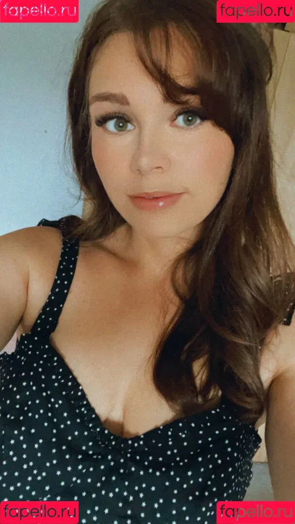 Admiremeamy Onlyfans Photo Gallery 