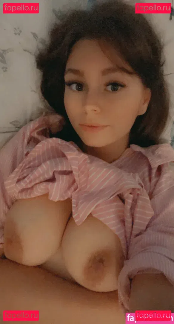 Admiremeamy Onlyfans Photo Gallery 