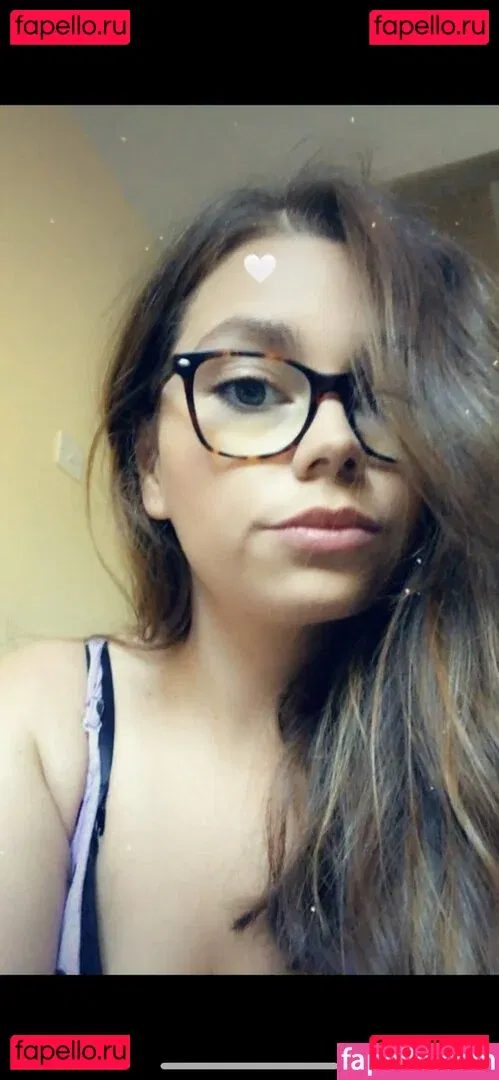 Admiremeamy Onlyfans Photo Gallery 