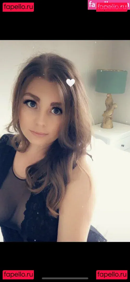 Admiremeamy Onlyfans Photo Gallery 