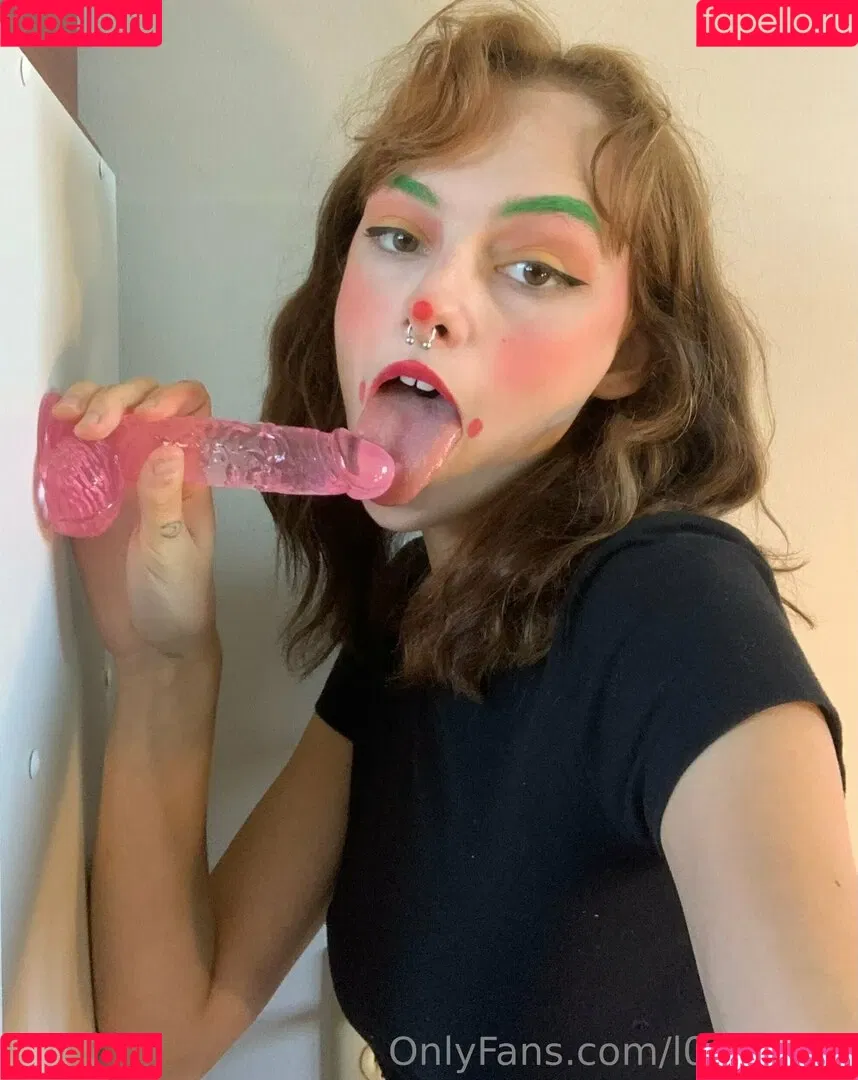 l0vely.l1v Onlyfans Photo Gallery 