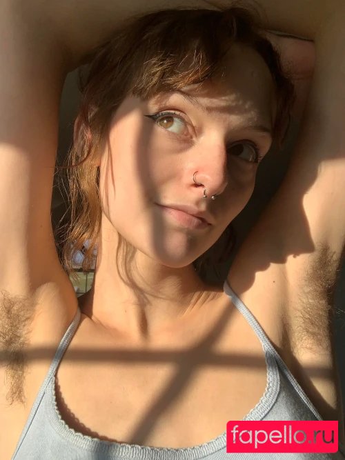 l0vely.l1v Nude Onlyfans Photo 5