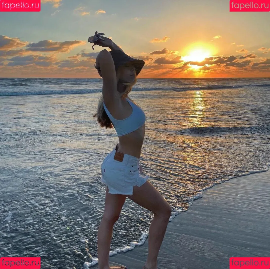 Danna Paola Onlyfans Photo Gallery 