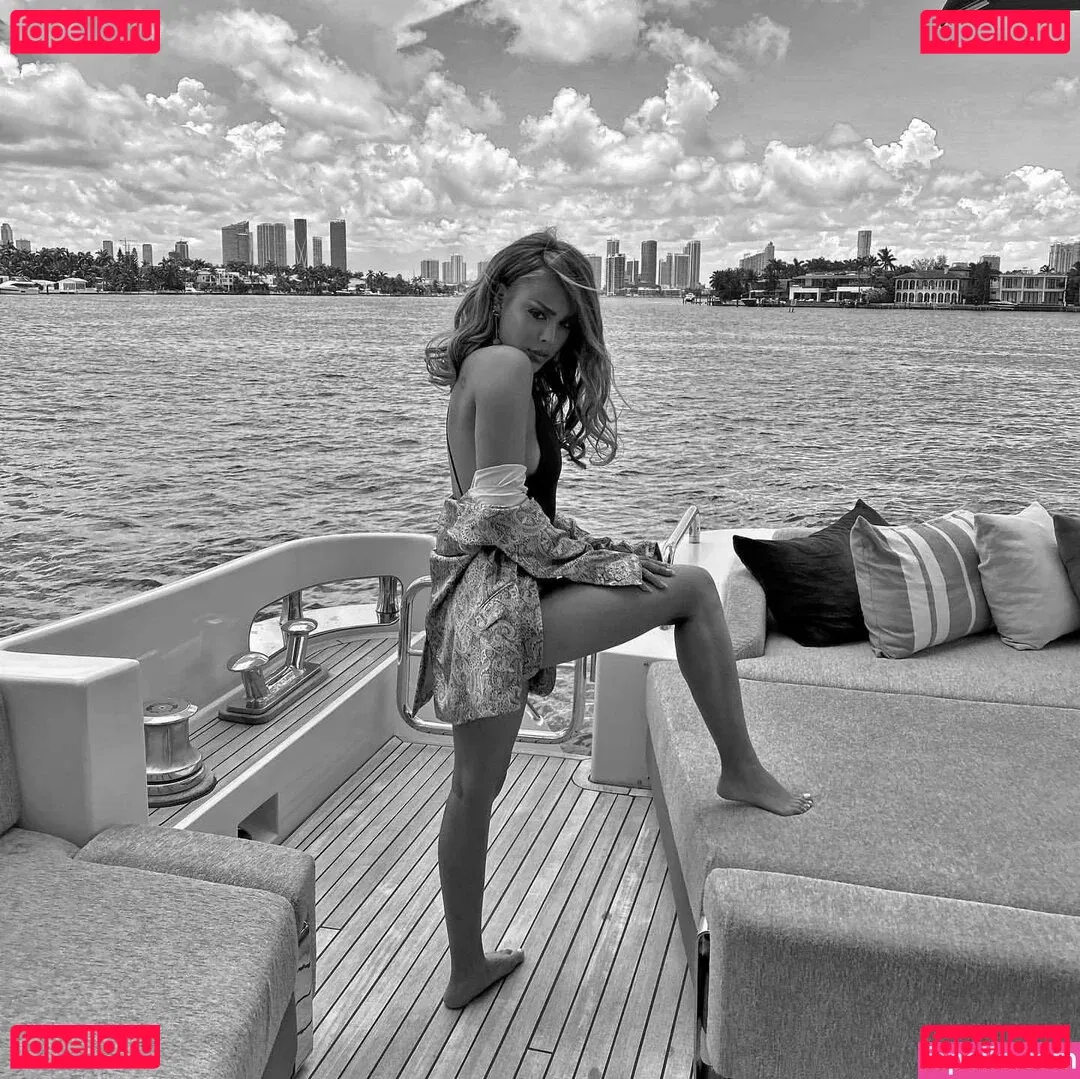 Danna Paola Onlyfans Photo Gallery 