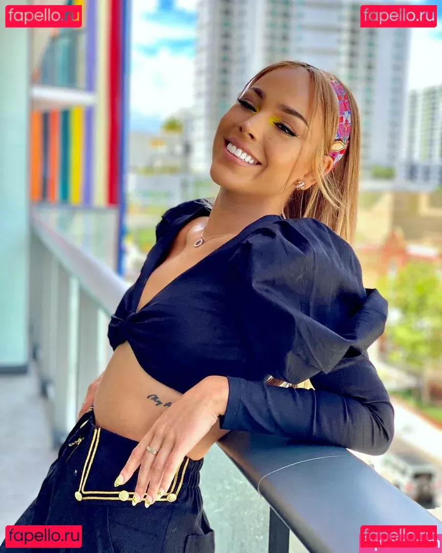 Danna Paola Onlyfans Photo Gallery 