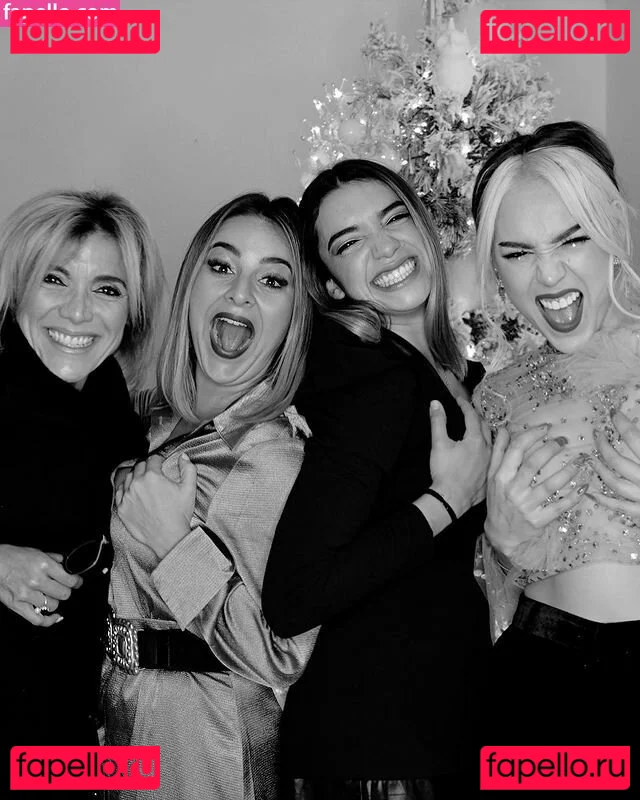 Danna Paola Onlyfans Photo Gallery 